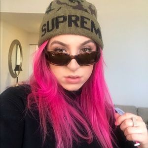 Meet your Posher, Ally